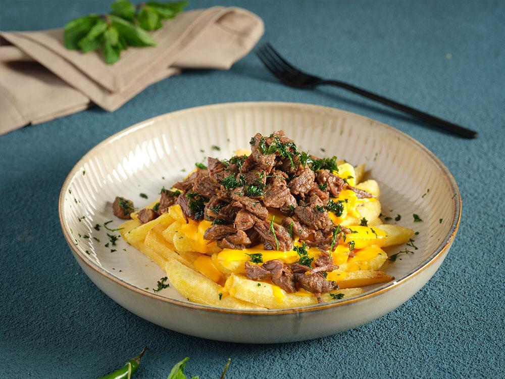 CHEDDAR SOSLU TİFTİK ETLİ PATATES TAVA